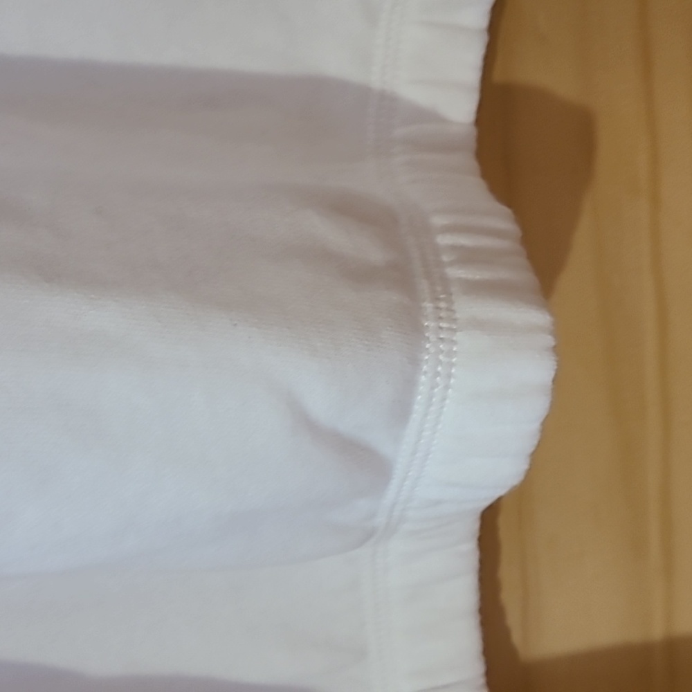 Abercrombie and Fitch white crewneck sweatshirt - Picture 6 of 6